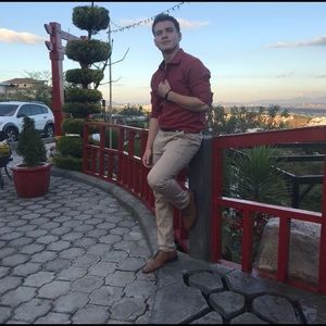 Meet your Posher, Jonathan